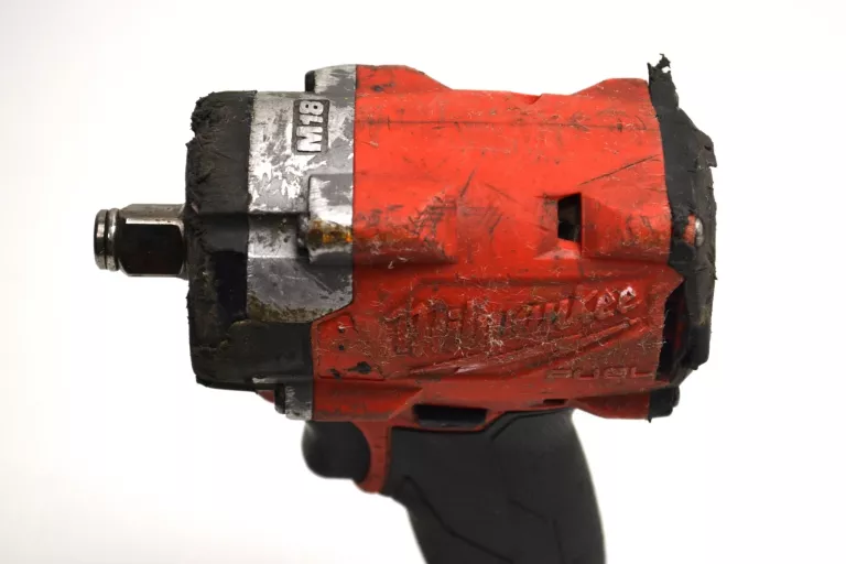 MILWAUKEE KLUCZ UDAROWY 1/2" M18 FIW2F12 + ŁADOWARKA, 2X AKUMULATOR