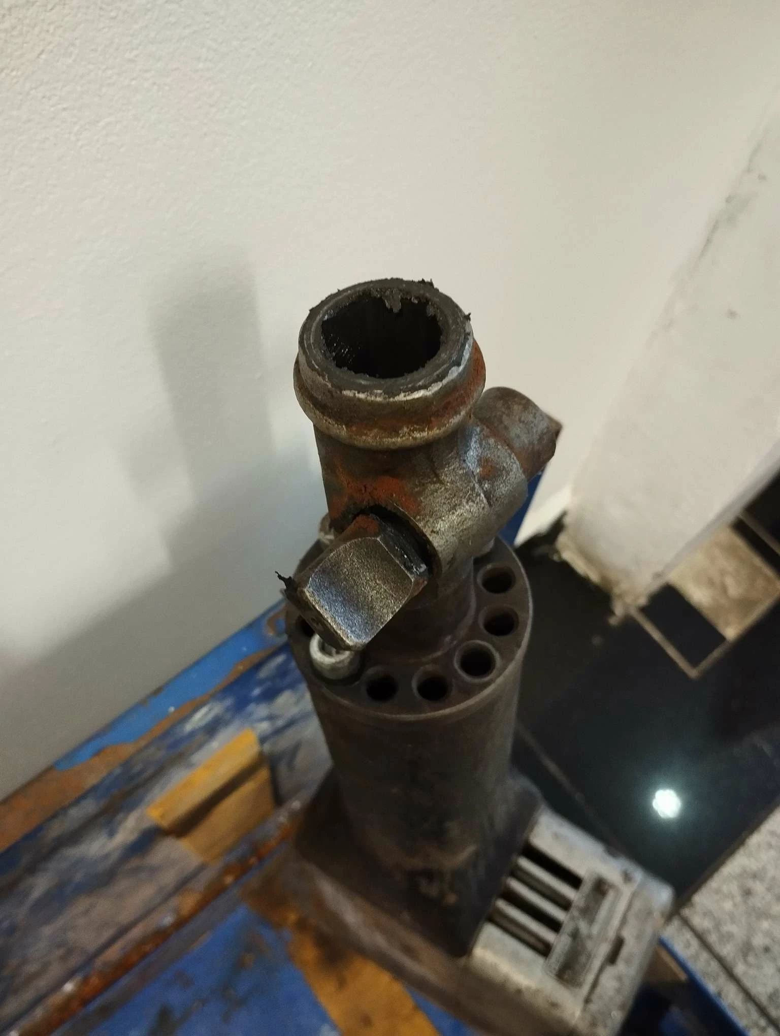 mlot-wyburzeniowy-celma-prwg-2b-1100w-energia-udaru-17