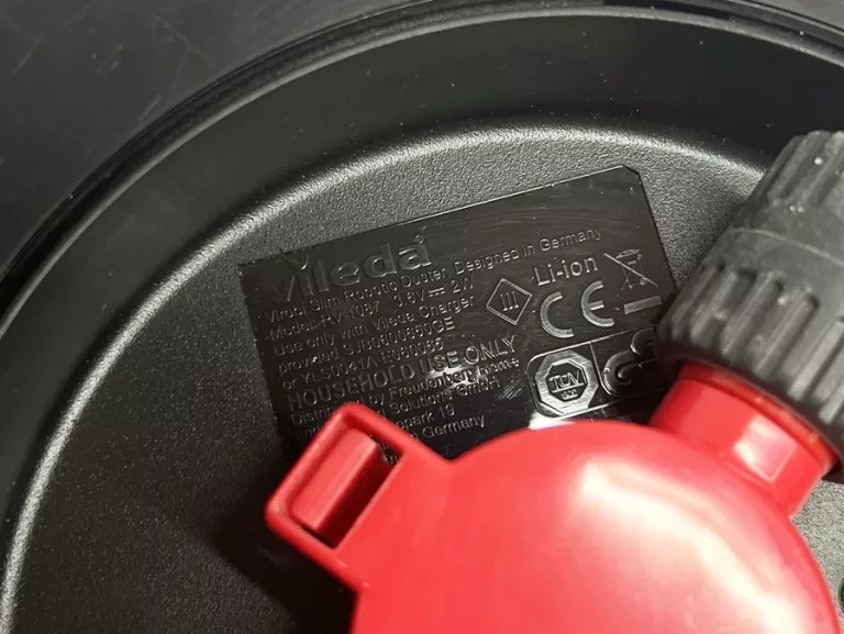 robot-sprzatajacy-vileda-virobi-zestaw-marka-vileda