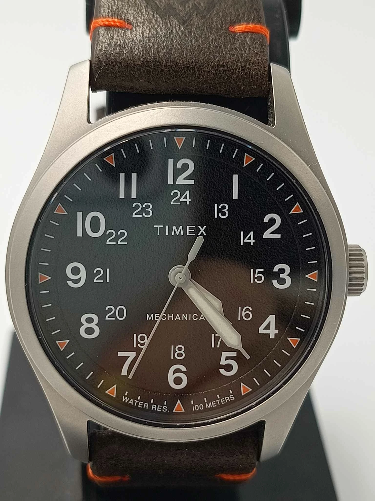 zegarek-timex-expedition-tw2v64300-nakrecany-stan-uzywany