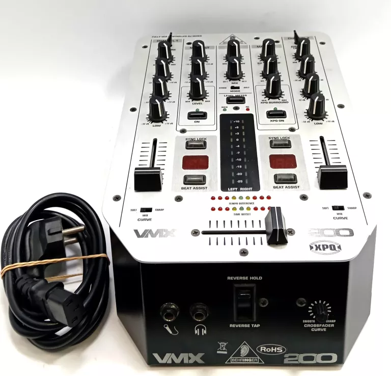 DJ MIKSER BEHRINGER PRO MIXER VMX200