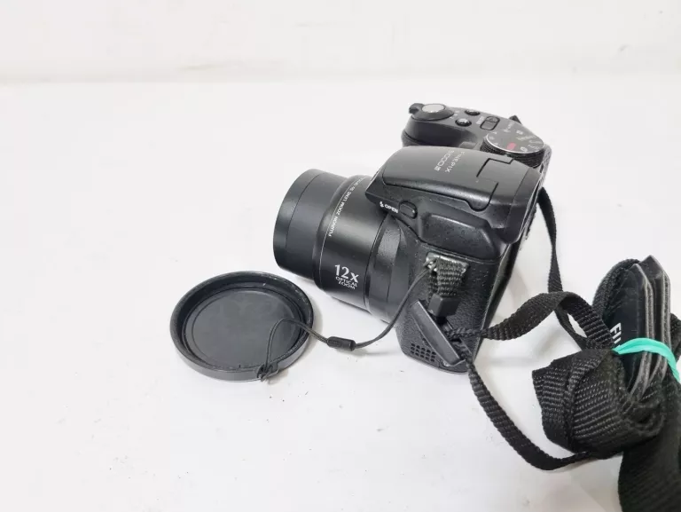 APARAT FUJIFILM S1000