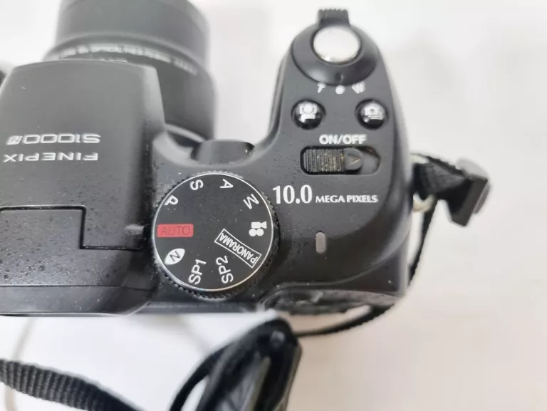 APARAT FUJIFILM S1000