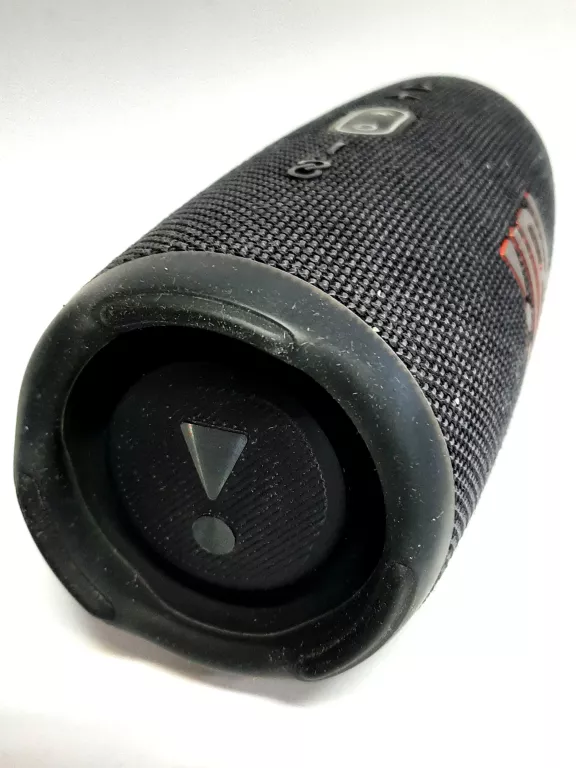 glosnik-jbl-charge-5-czarny-marka-jbl