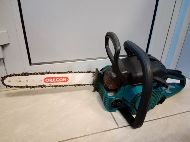 pila-spalinowa-makita-ea3200s-al-niepodleglosci-63u-monki