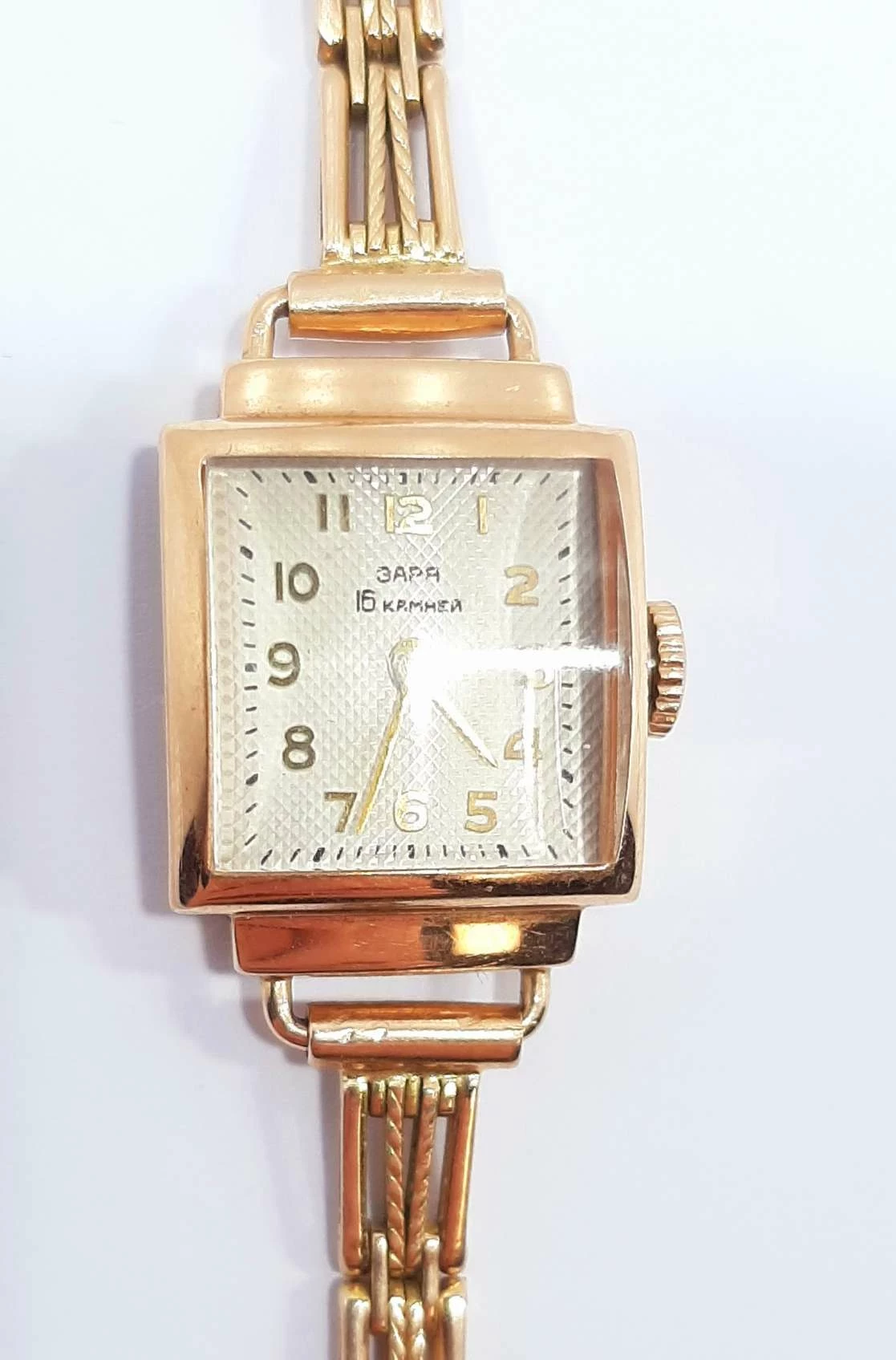 zloty-zegarek-zaria-16-gram-zlota-proby-585-masa-calkowita-2150-funkcje-brak