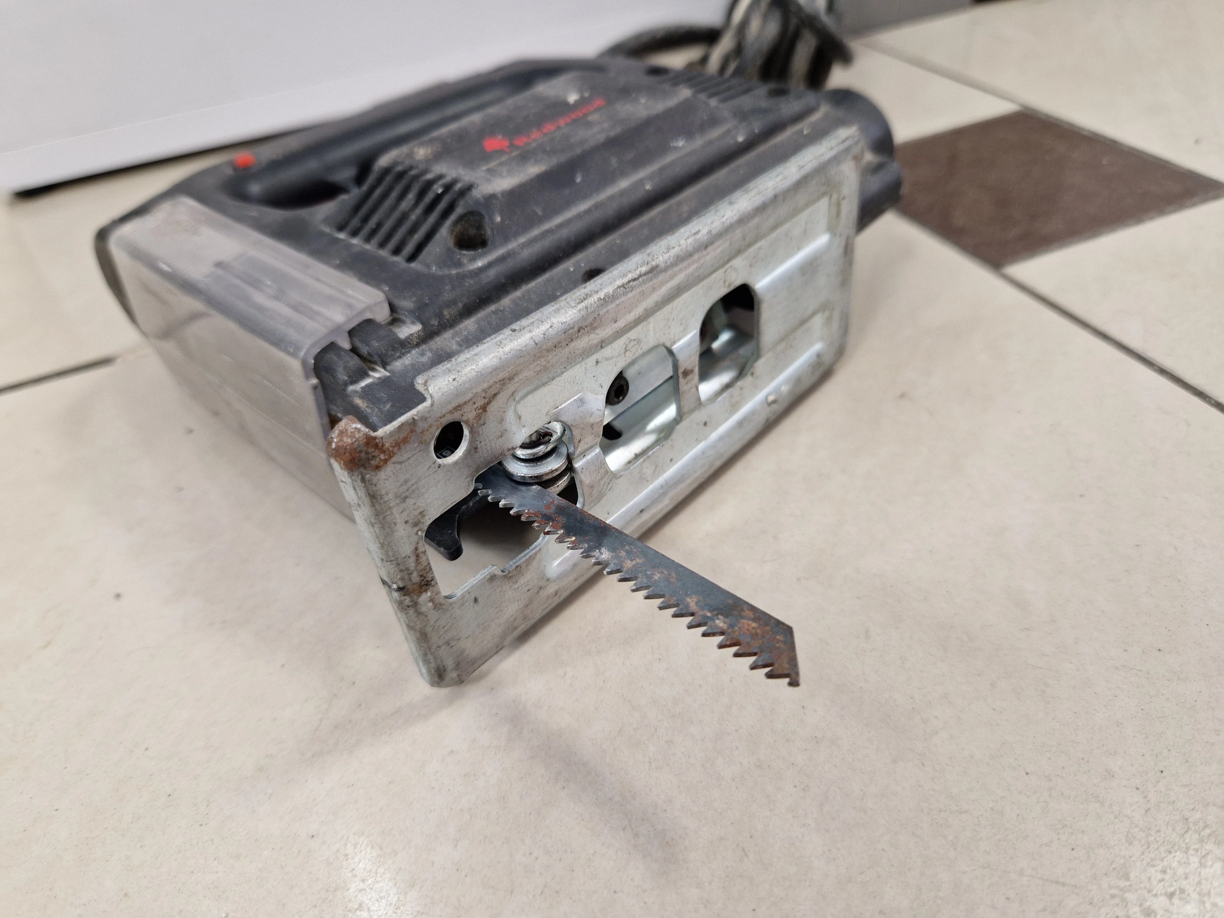 wyrzynarka-redwood-typ-wy350-a-n-stan-uzywany