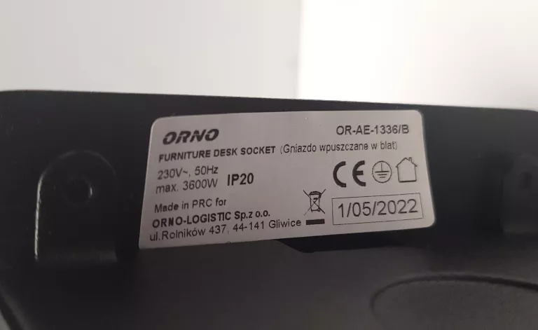 gniazdo-wpuszczane-w-blat-orno-3x250v-rodzaj-gniazda-blatowe