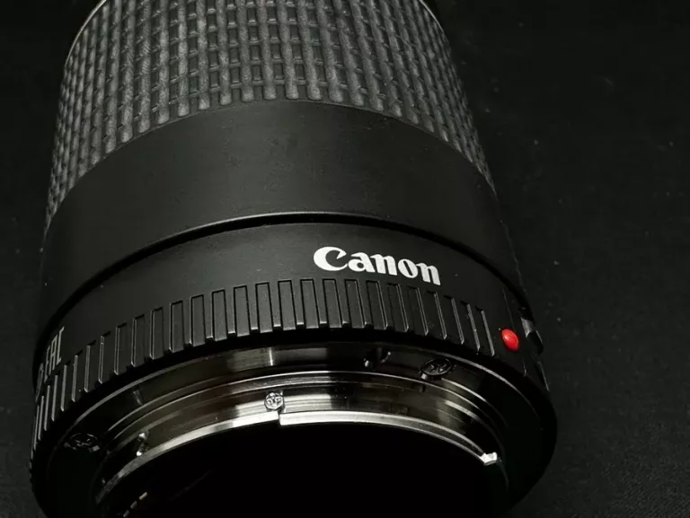 OBIEKTYW CANON 75-300 MM