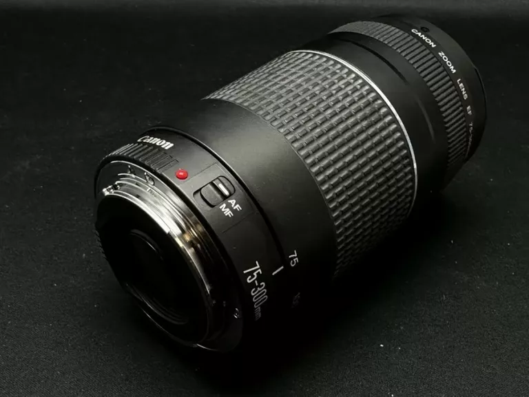 OBIEKTYW CANON 75-300 MM