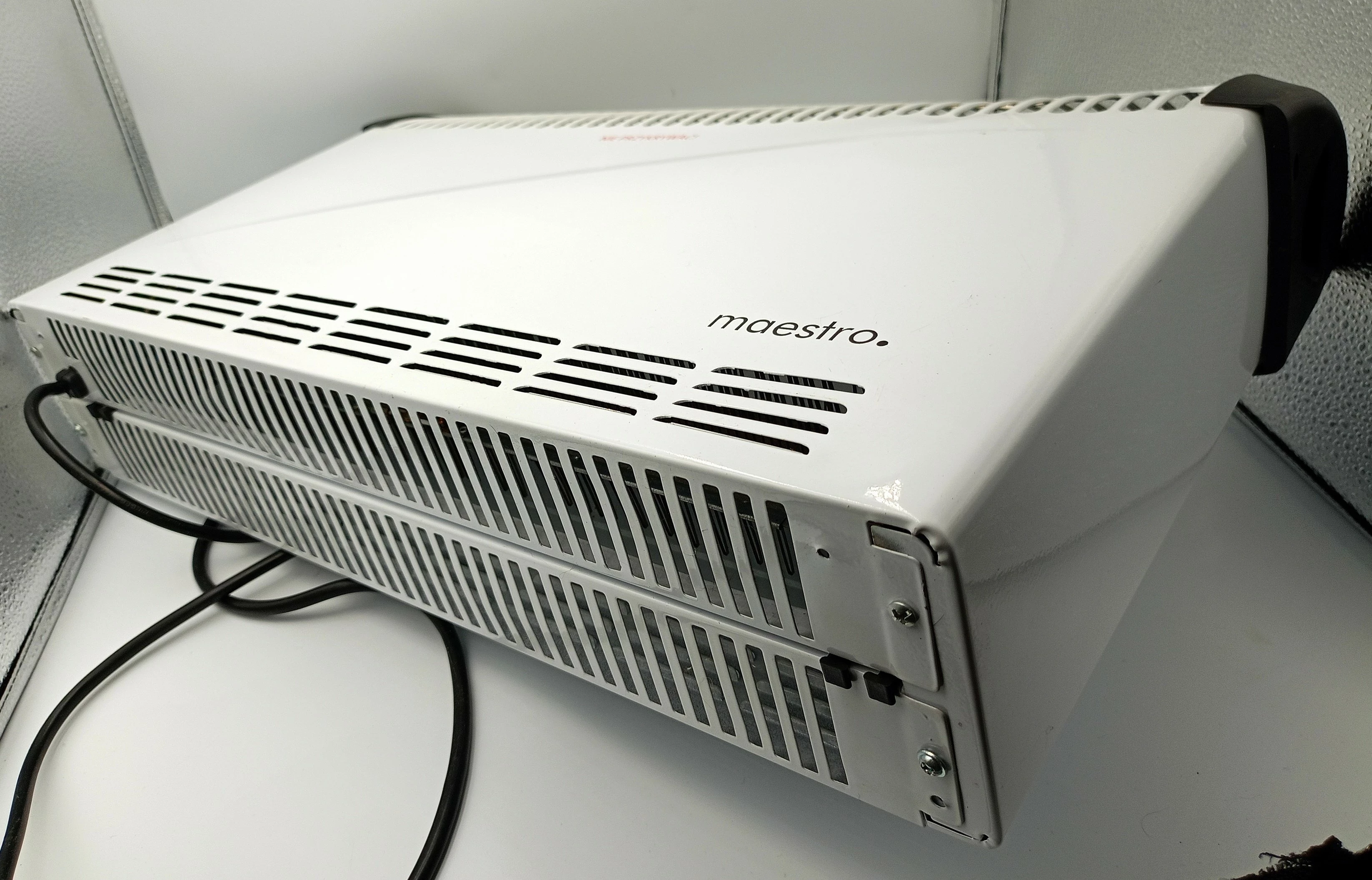 grzejnik-maestro-zyy-vs-01ss-polecamy-kolor-130070-1