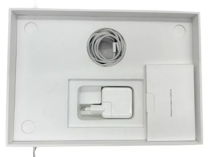 laptop-aplle-macbook-air-m1-a2337-8256-gb-stan-igla-uklad-klawiatury-us-international-qwerty