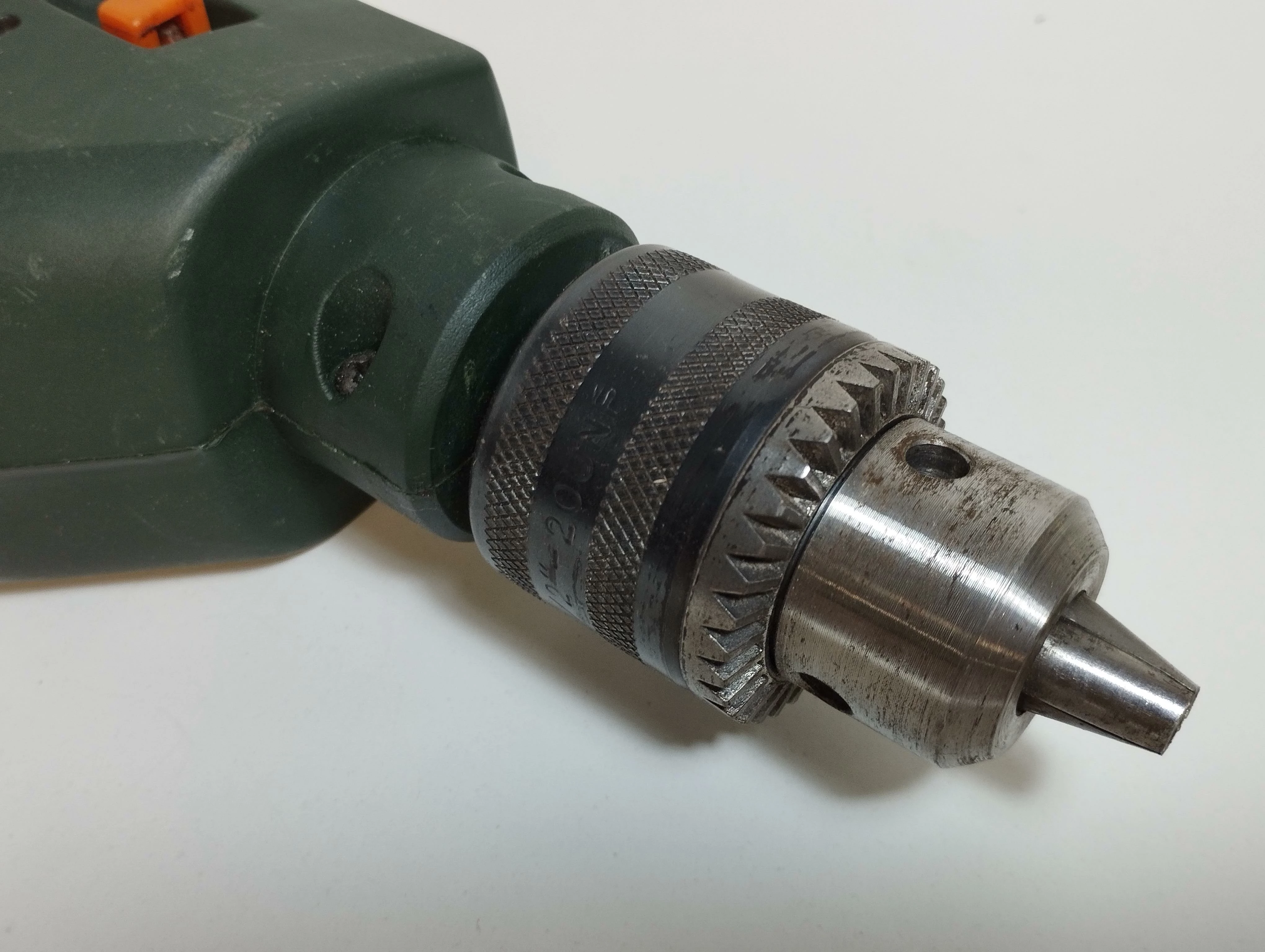 wiertarka-born-okazja-rodzaj-wiertarko-wkretarka