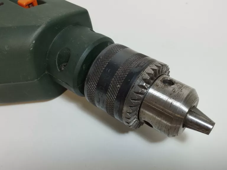 wiertarka-born-okazja-rodzaj-wiertarko-wkretarka