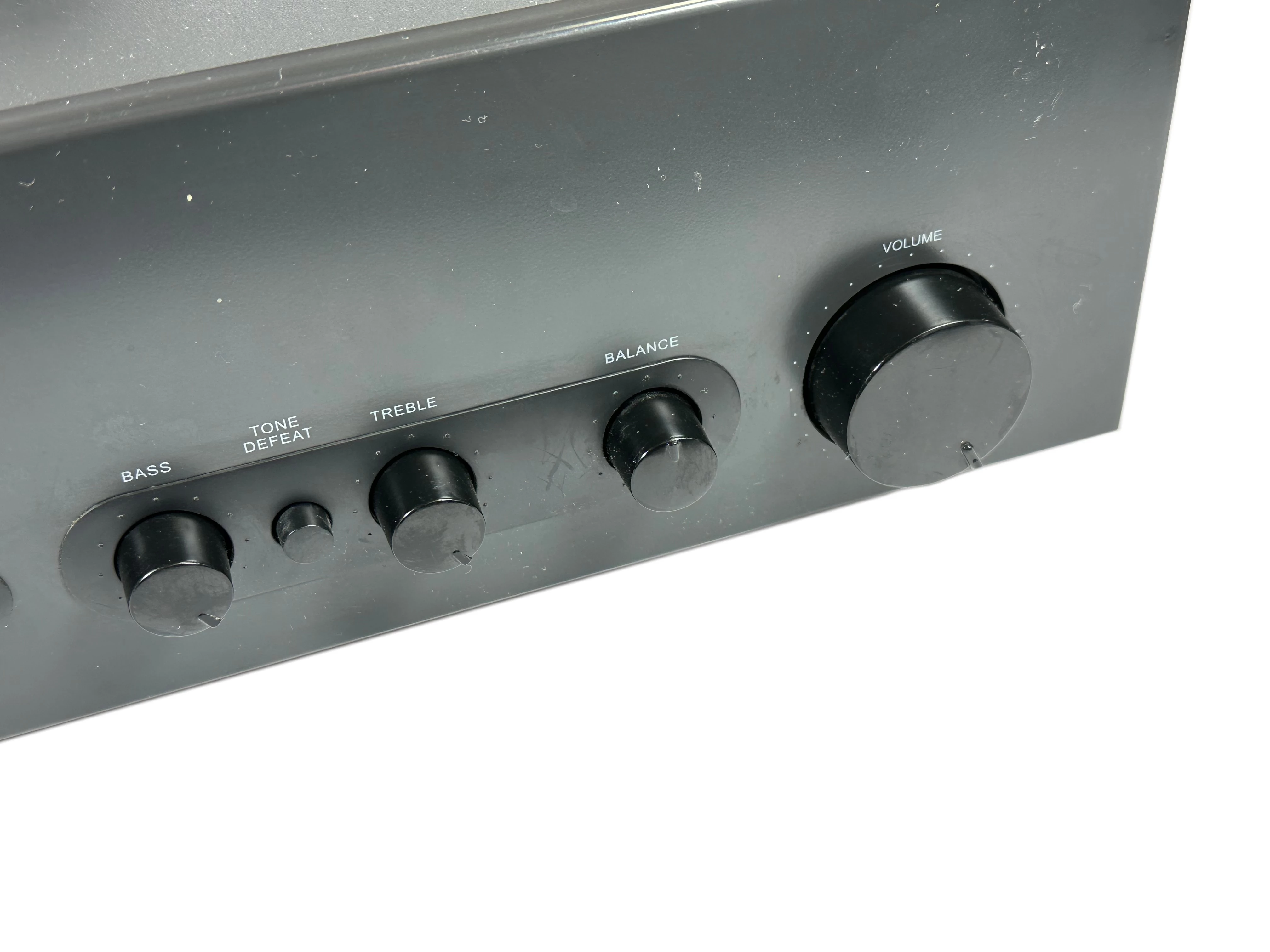 wzmacniacz-nad-c350-z-pilotem-marka-nad