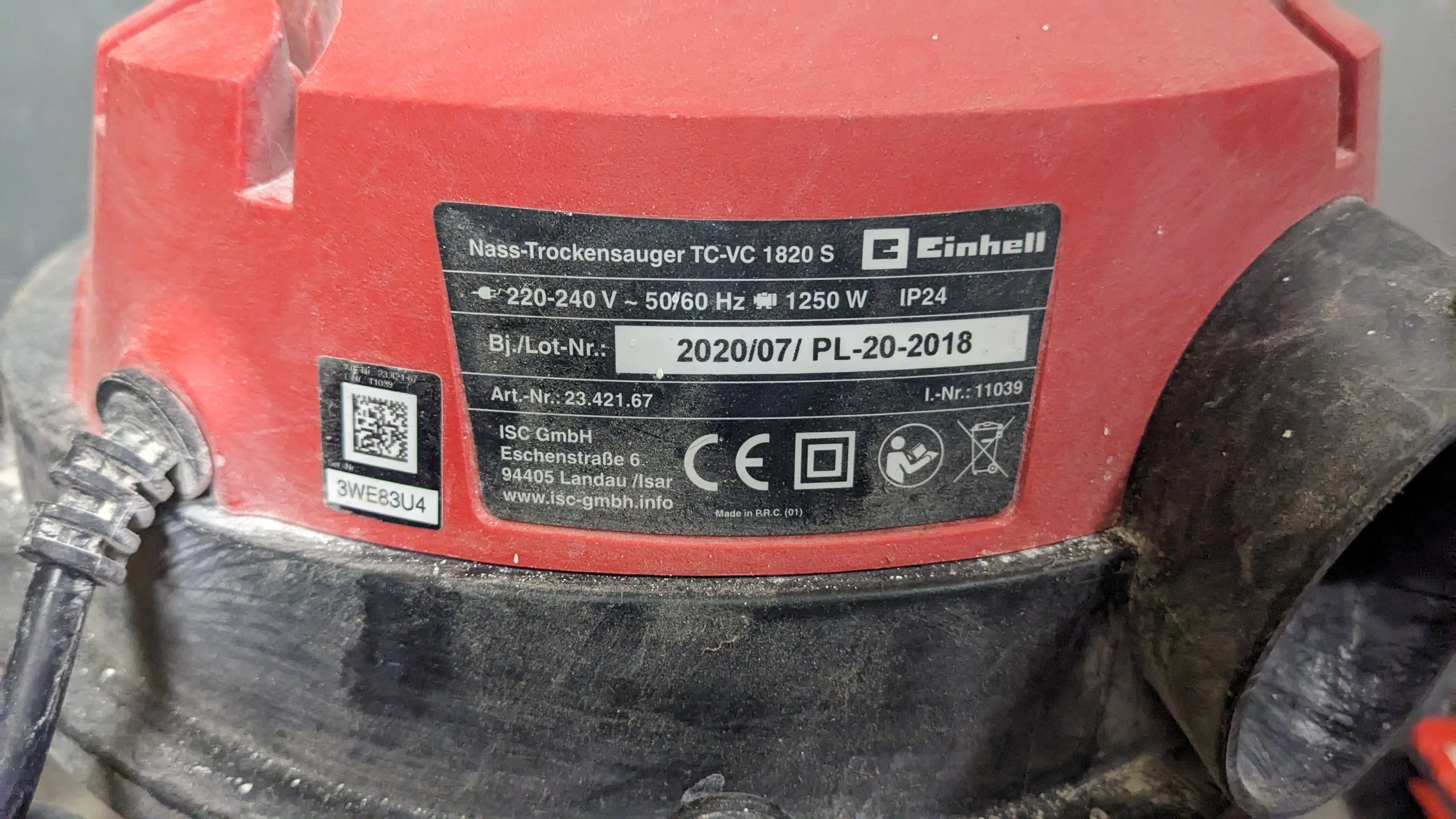 odkurzacz-przemyslowy-einhell-tc-vc-1820-s-opis-pojemnosc-zbiornika-20