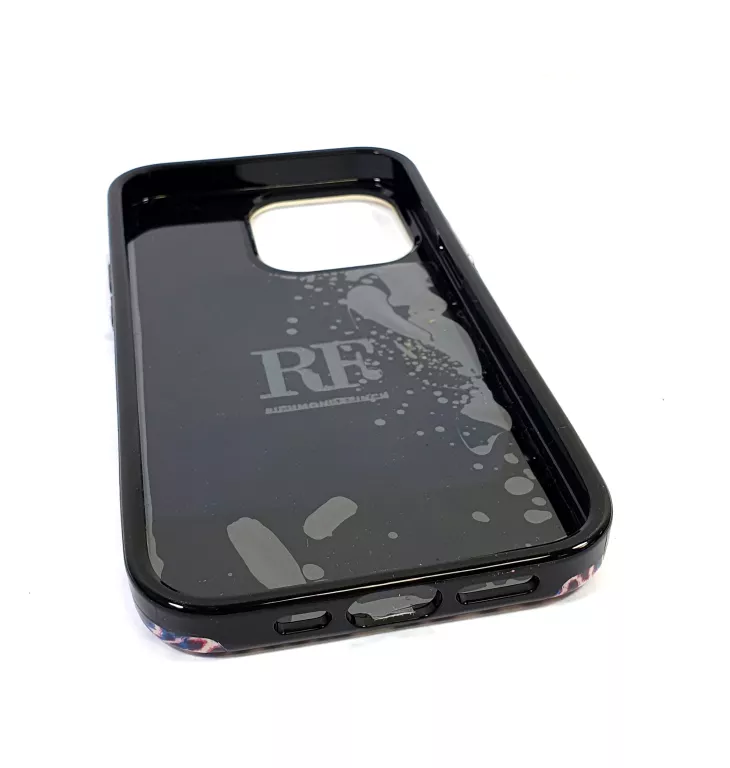 ETUI IPHONE 13 PRO