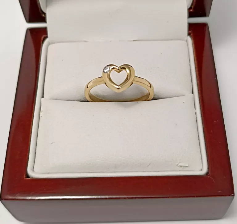 zloty-pierscionek-serce-219g-p585-r13-rodzaj-klasyczne
