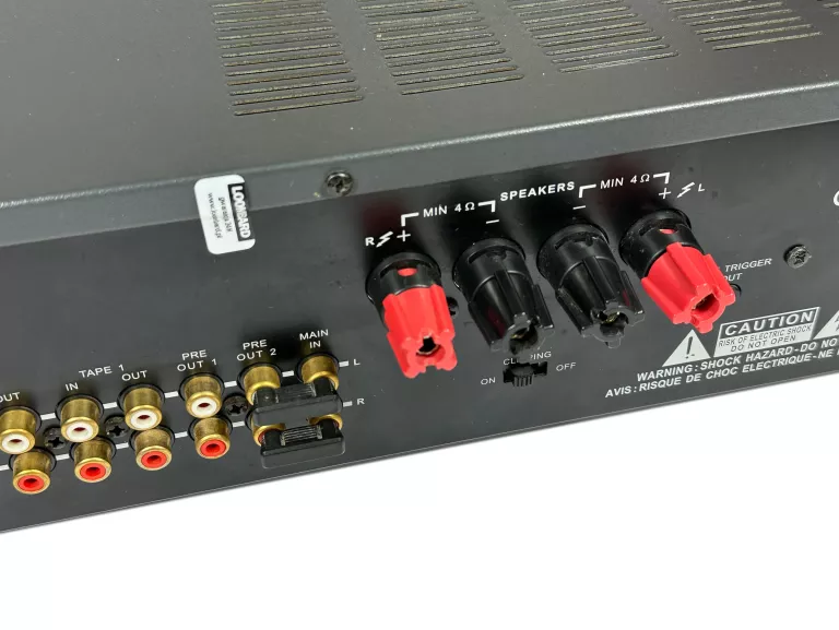 wzmacniacz-nad-c350-z-pilotem-liczba-kanalow-2