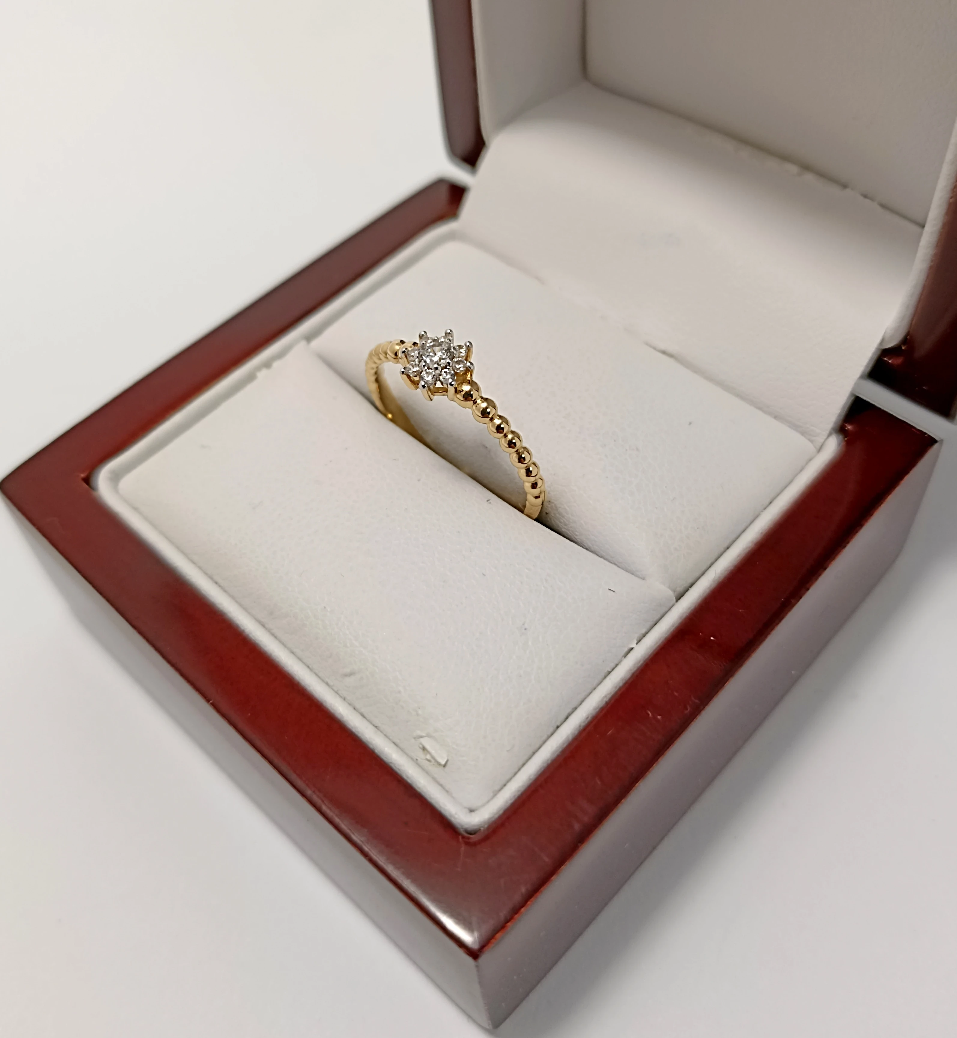 zloty-pierscionek-kwiatek-175g-p585-r14-stan-11323-2