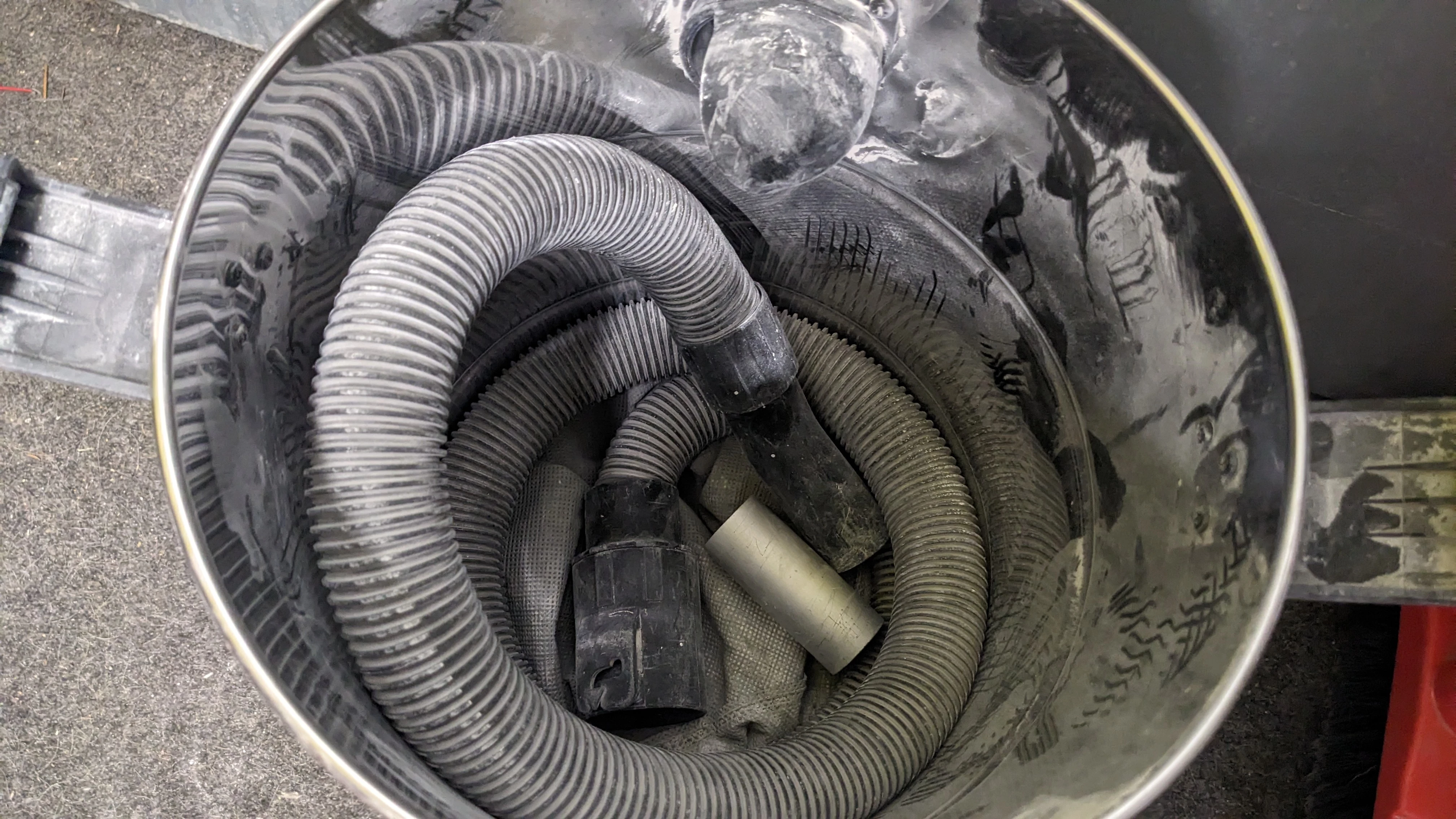 odkurzacz-przemyslowy-einhell-tc-vc-1820-s-opis-ean-gtin-4260222122898