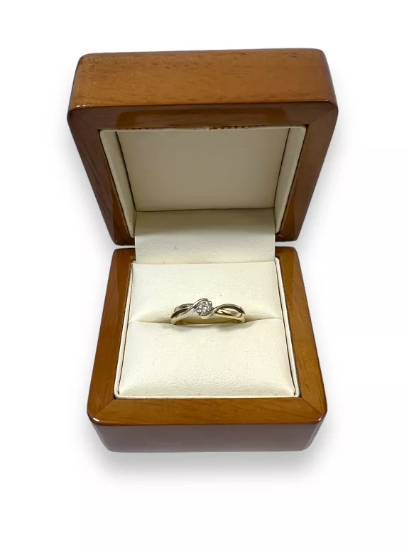 KLASYCZNY ZŁOTY PIERŚCIONEK 585/1,93G/R15