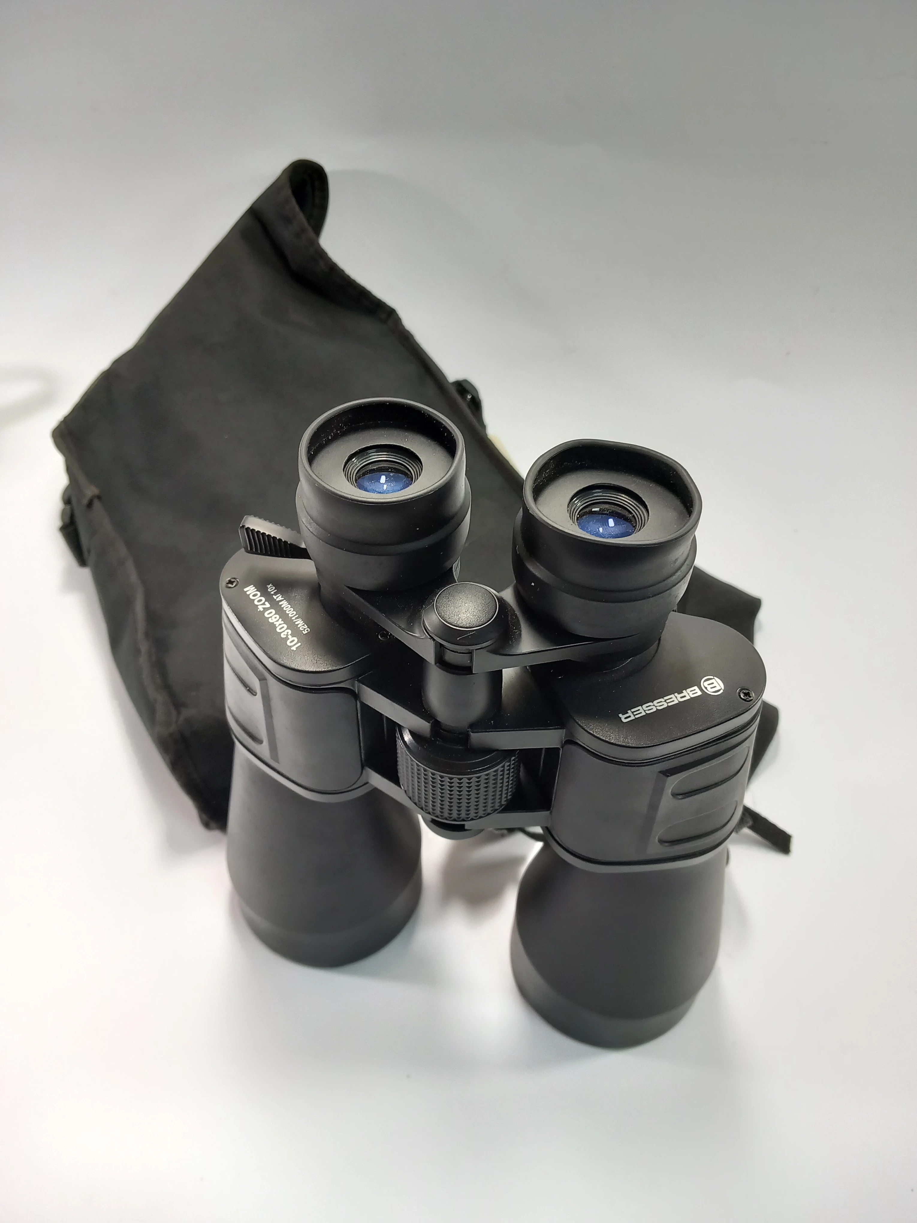 lornetka-bresser-10-30x60pok-stan-uzywany