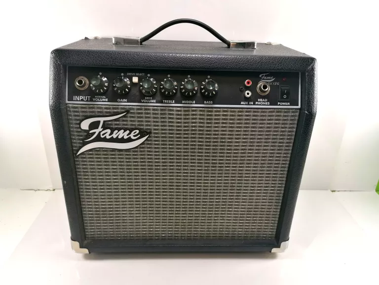 WZMACNIACZ GITAROWY FAME GX15G + OKABLOWANIE