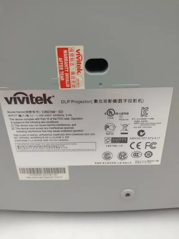 RZUTNIK VIVITEK D803W-3D