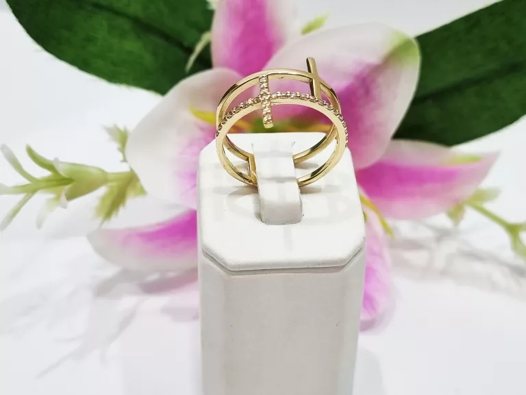 ZŁOTY PIERŚCIONEK KRZYŻE Z CYRKONIAMI 3,40G 585