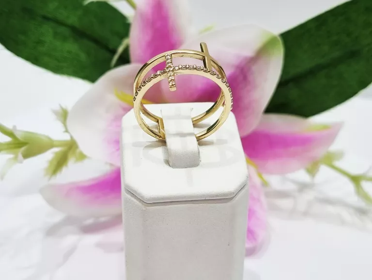 zloty-pierscionek-krzyze-z-cyrkoniami-340g-585-wyszynskiego-11-lukow