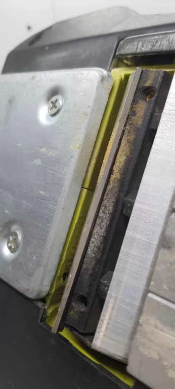 STRUG ELEKTRYCZNY RYOBI EPN-7582