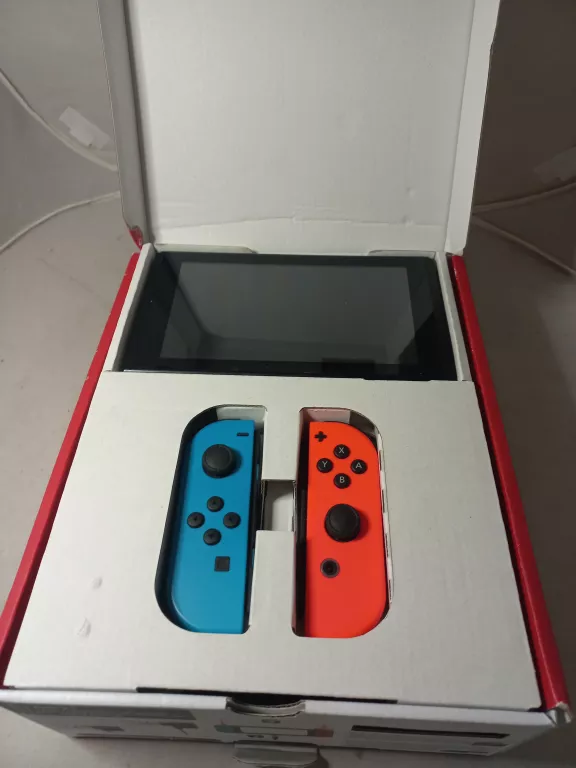 KONSOLA NINTENDO SWITCH NEON RED/BLUE KOMPLET