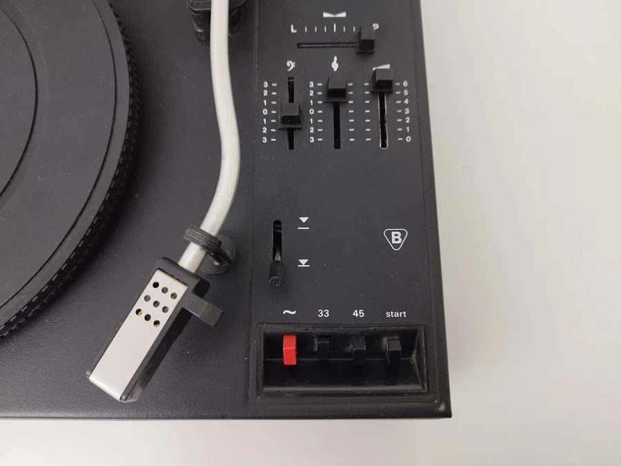 gramofon-artur-stereo-unitra-wg-903-opis-naped-brak-informacji