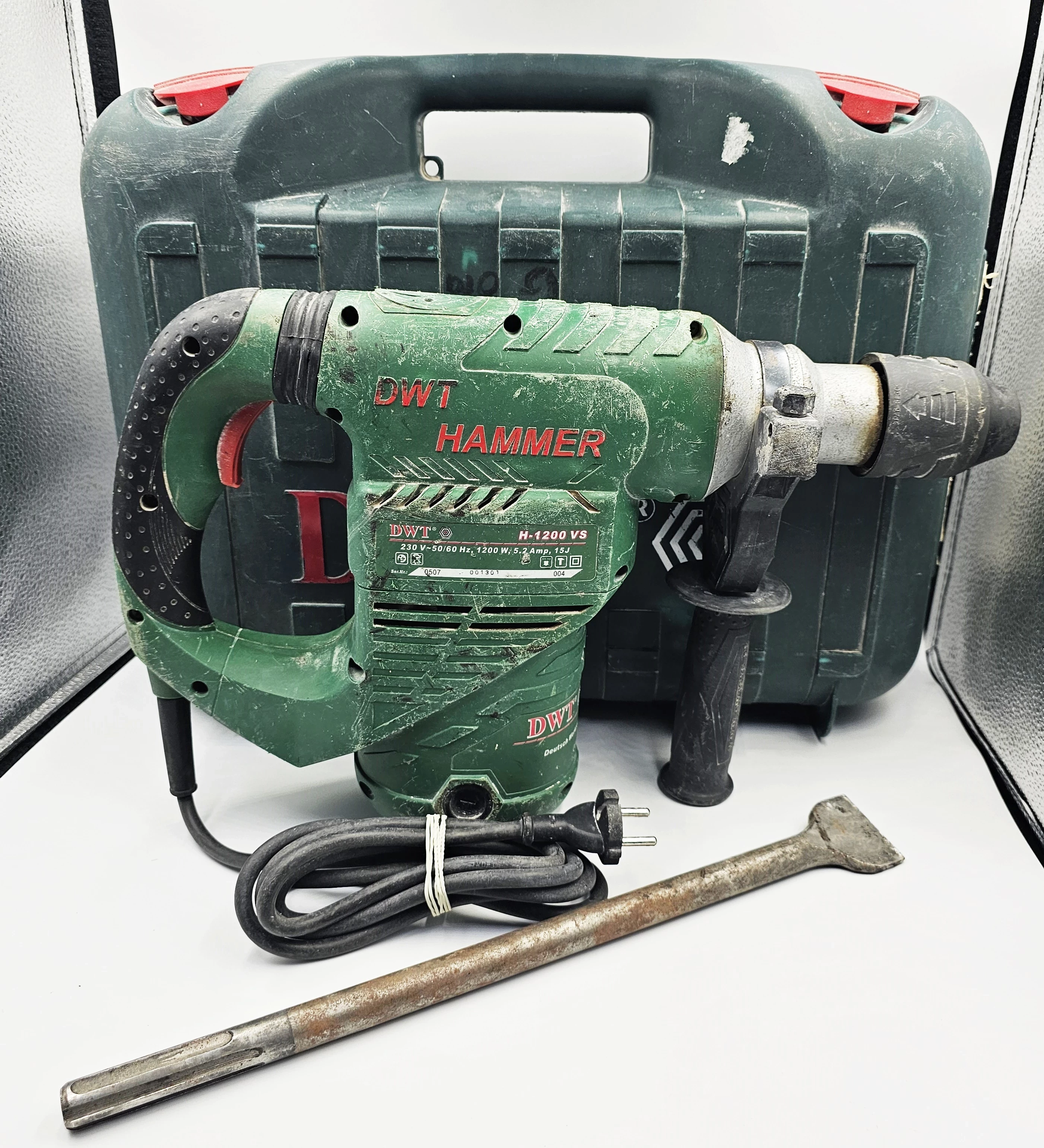 mlot-udarowy-dwt-h-1200-vs-walizka-typ-uchwytu-inny