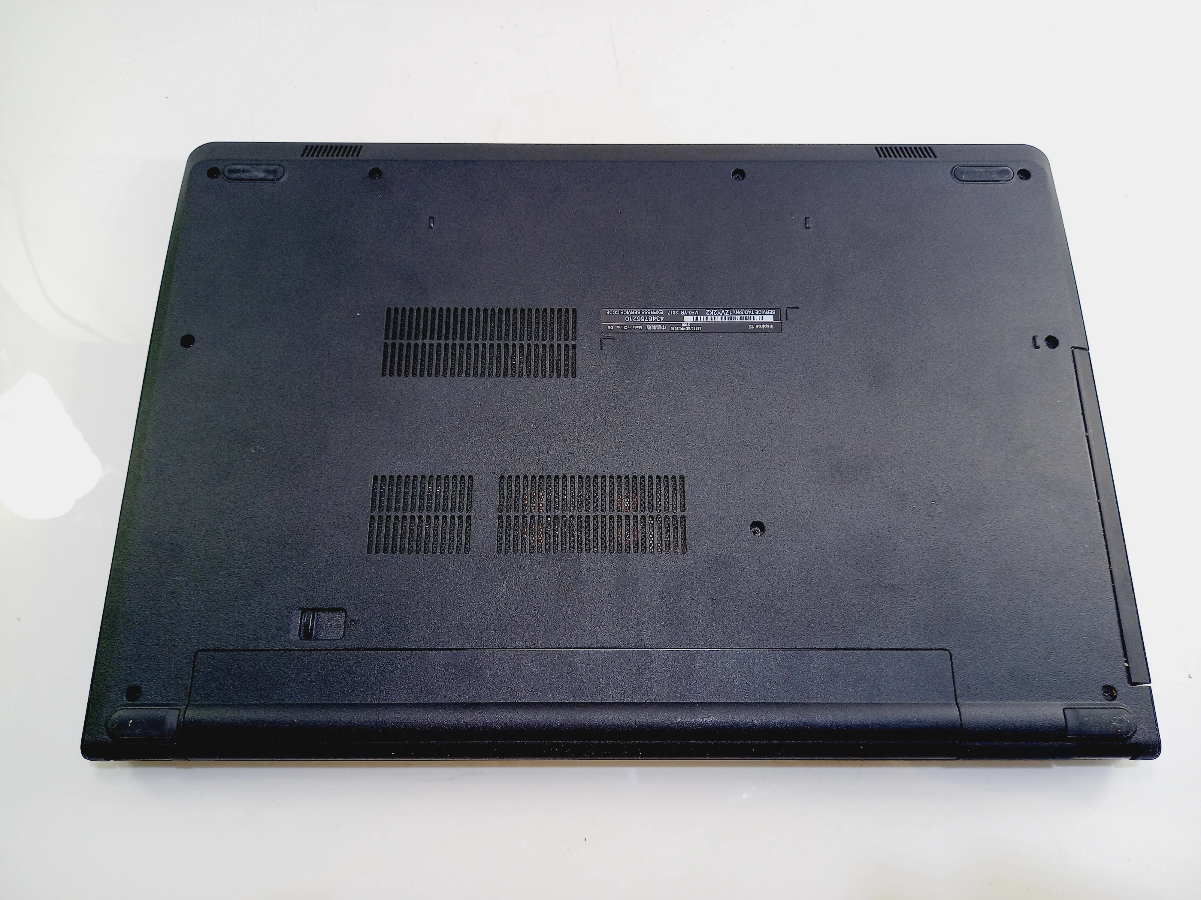 laptop-dell-inspiron-15-3567-156-intel-core-i3-4-gb-1000-gb-system-operacyjny-windows-10-home