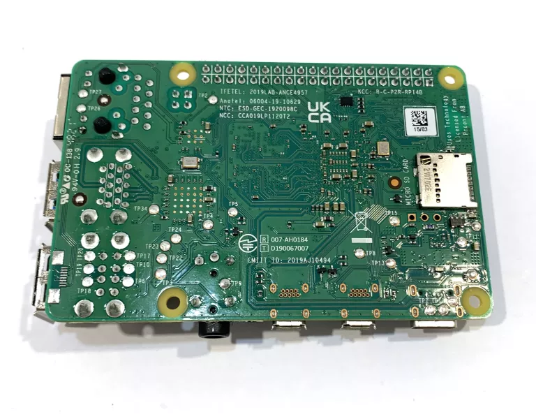 MIKROKOMPUTER RASPBERRY PI 4 MODEL B