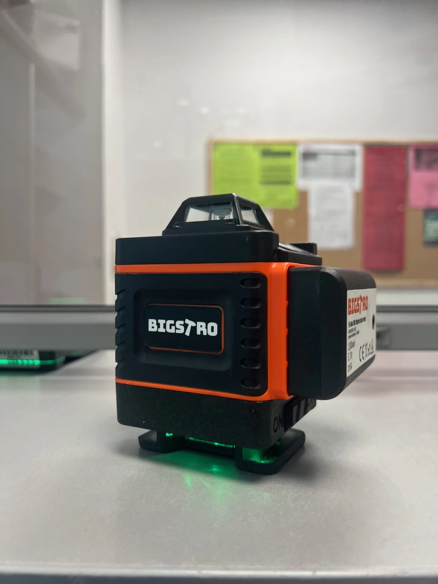 laser-krzyzowy-bigstro-00018763-wroclawska-80-legnica