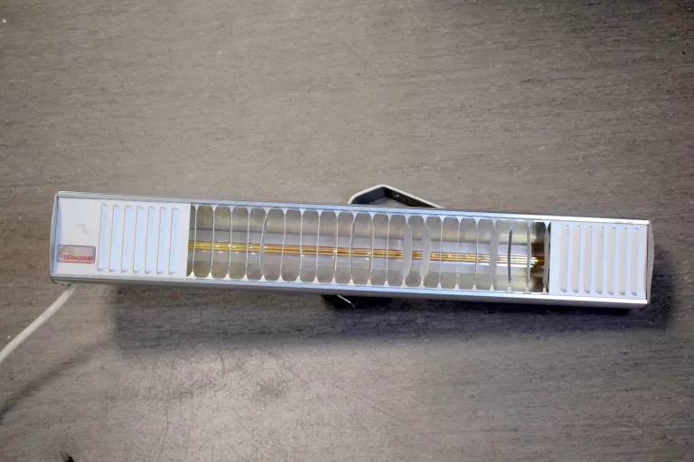 PROMIENNIK REFLEKTOR CIEPŁA TERM 2000 W IP65