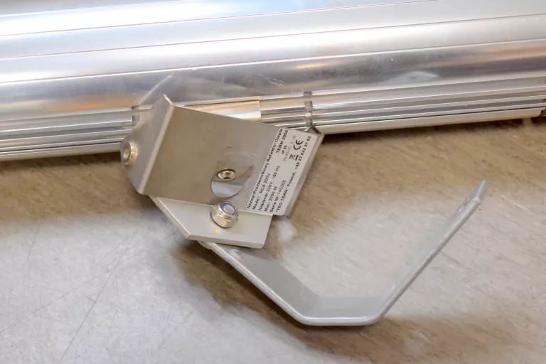 PROMIENNIK REFLEKTOR CIEPŁA TERM 2000 W IP65