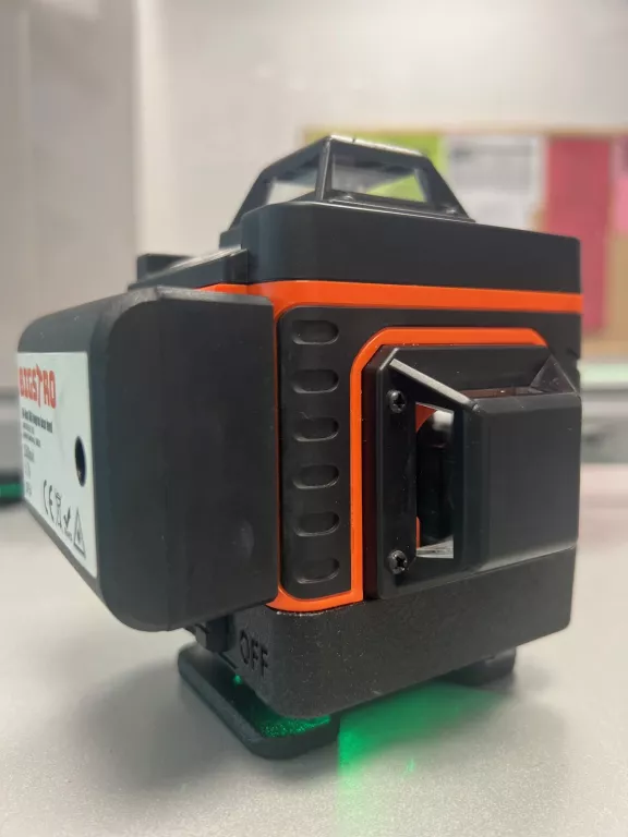 laser-krzyzowy-bigstro-00018763-maksymalny-zasieg-pracy-30