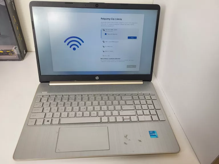 LAPTOP HP 15S-FQ2XXX 8GB/I3