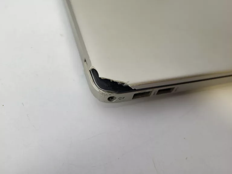 LAPTOP HP 15S-FQ2XXX 8GB/I3