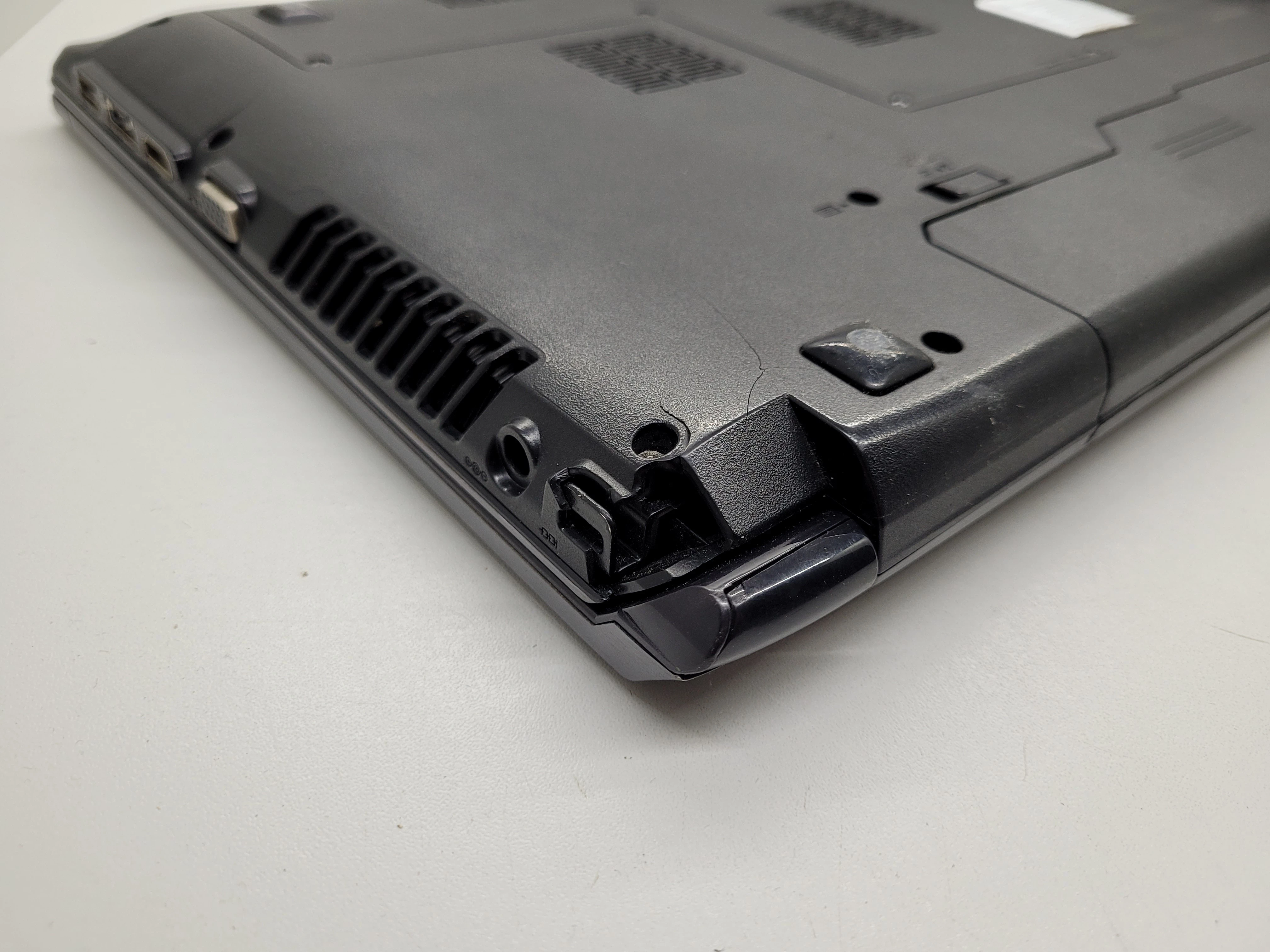 laptop-lenovo-v570-i58gb128gb-ssd-przekatna-ekranu-156