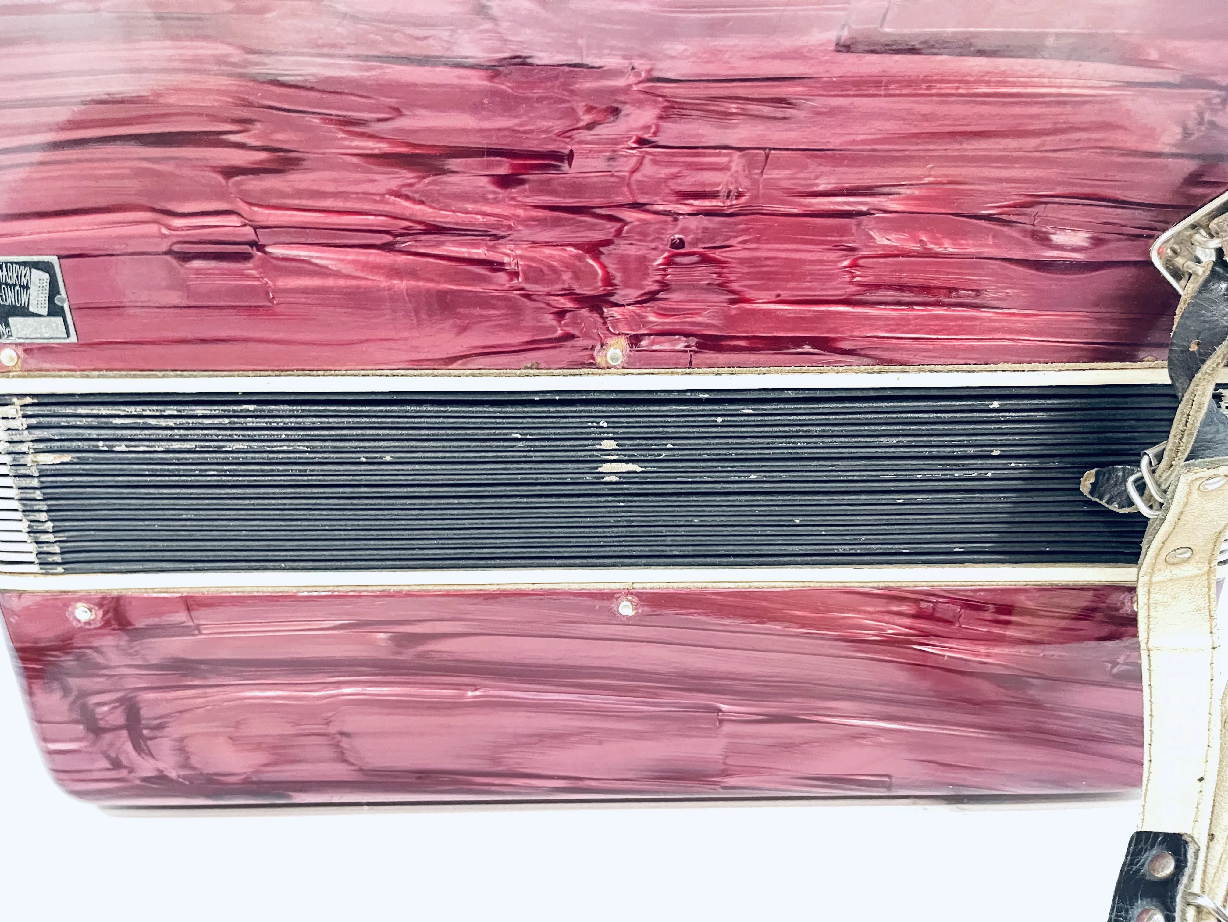 akordeon-victoria-ii-opis-stan-uzywany