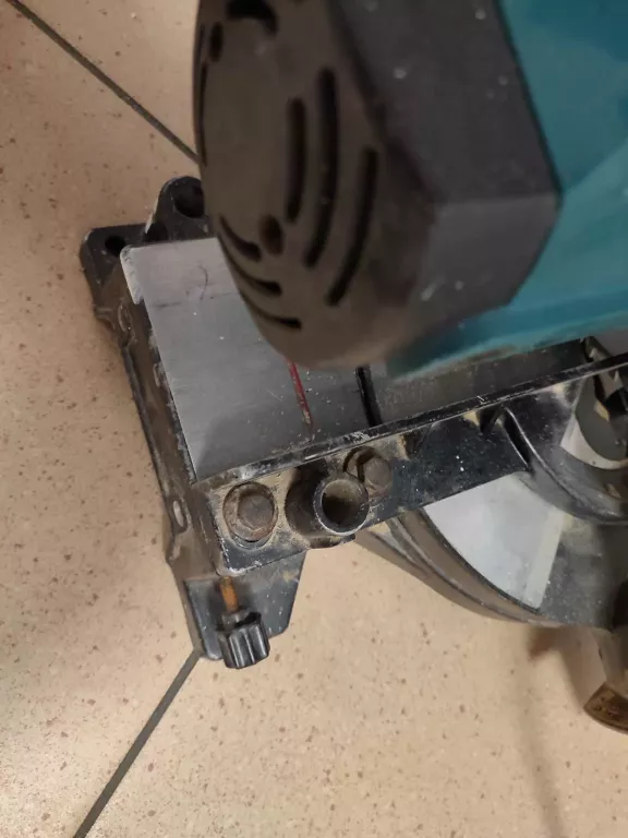 pila-ukosnica-makita-mls100-kod-producenta-mls100