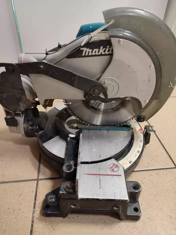 pila-ukosnica-makita-mls100-srednica-tarczy-255