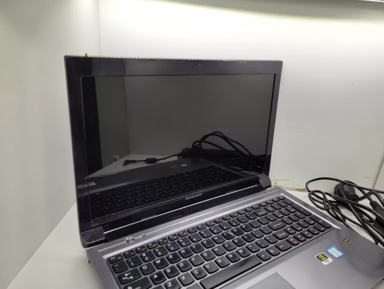 LAPTOP LENOVO V570 I5/8GB/128GB SSD
