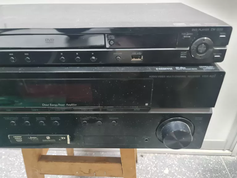 AMPLITUNER PIONEER VSX-420 + DV-320