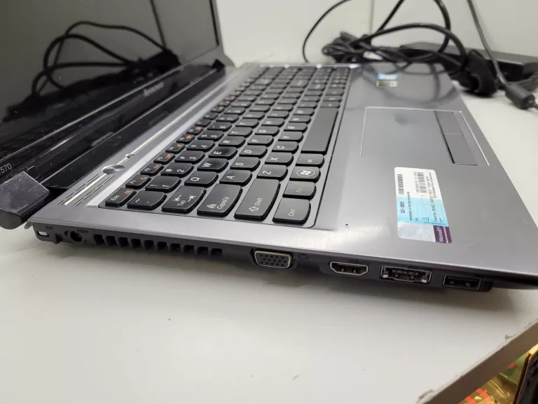 LAPTOP LENOVO V570 I5/8GB/128GB SSD